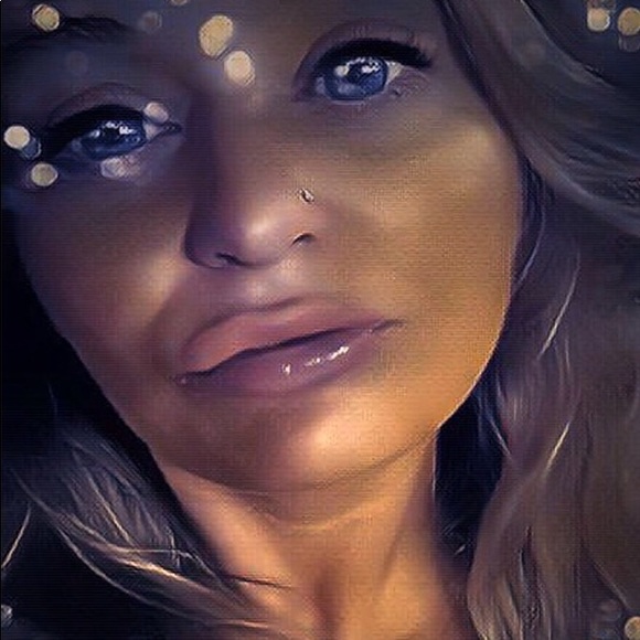 Meet your Posher, Tina - Picture 15 of 16